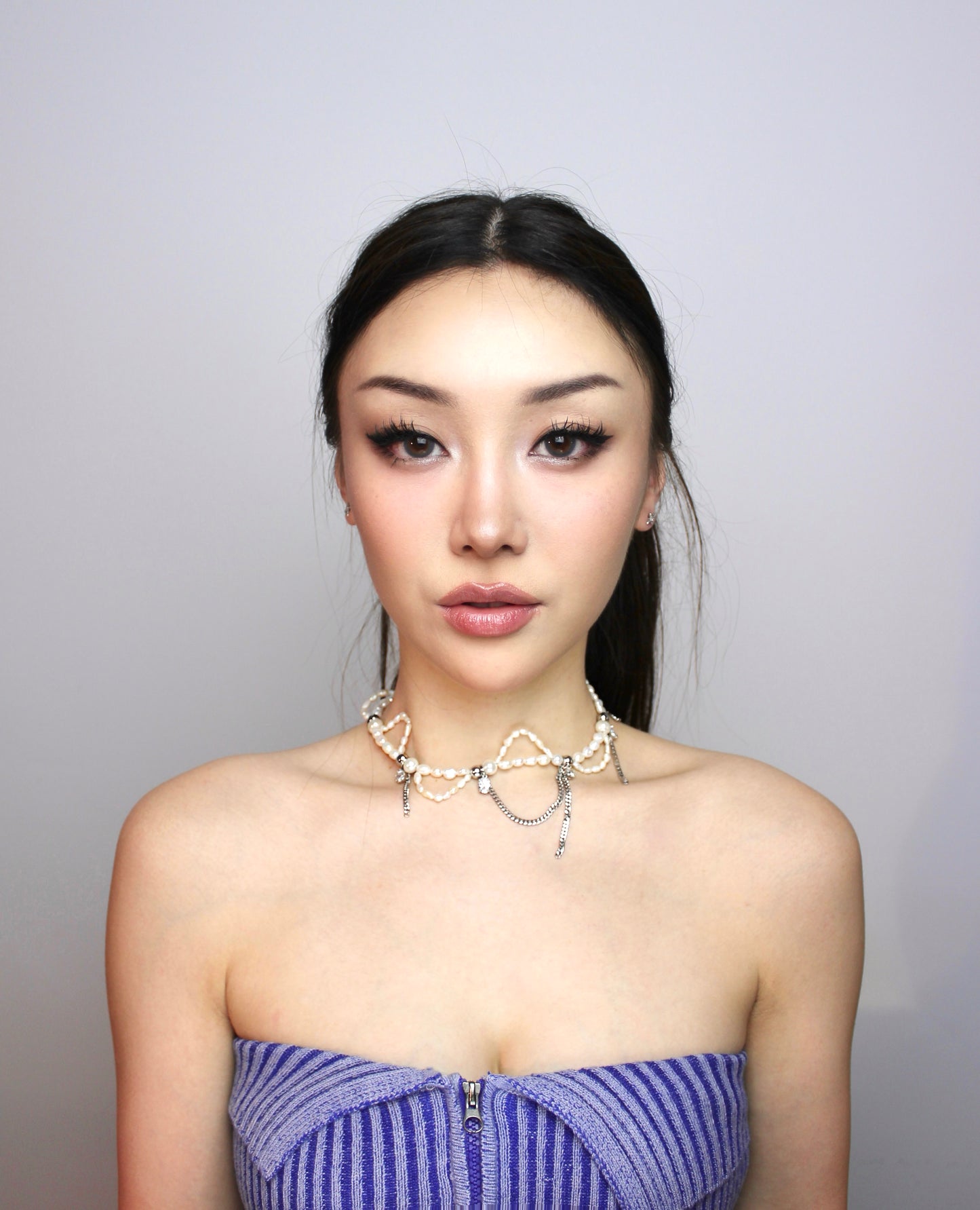Intertwined Crown Necklace